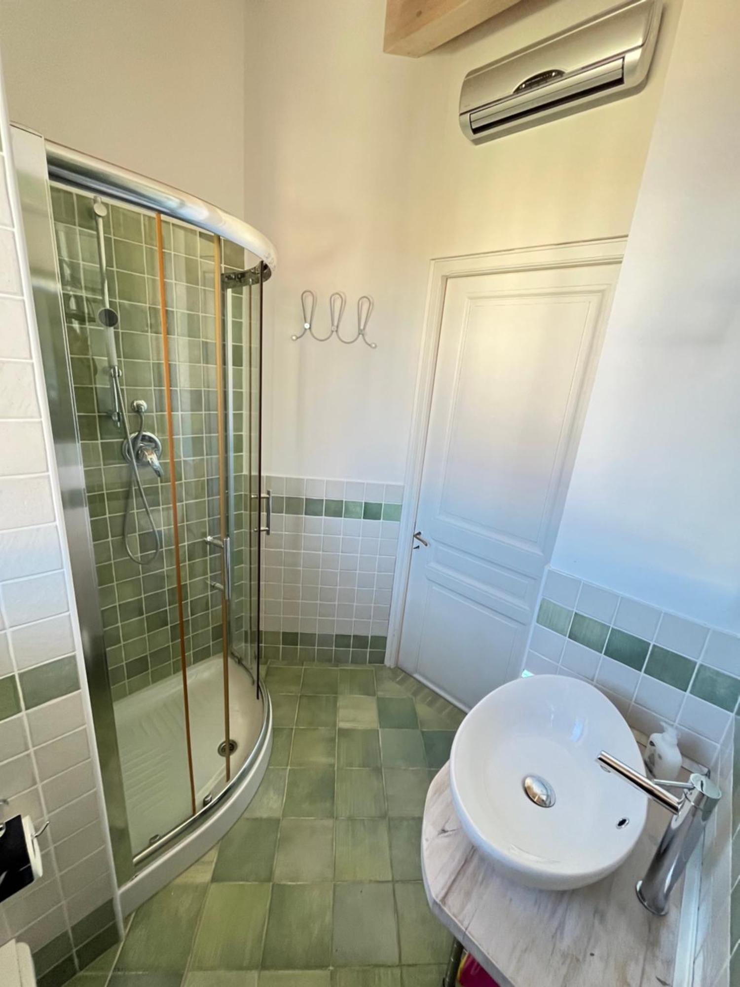 Maison Re- Splendido Appartamento Centro Mentone Екстериор снимка
